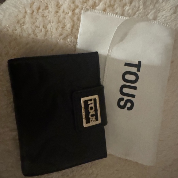 TOUS Black Wallet - Picture 1 of 3